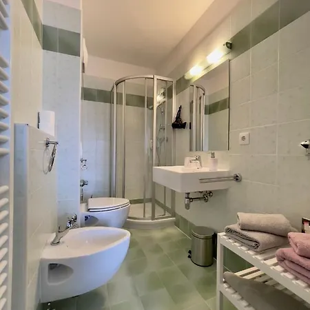 Sunshine @ Rosie Design Daire