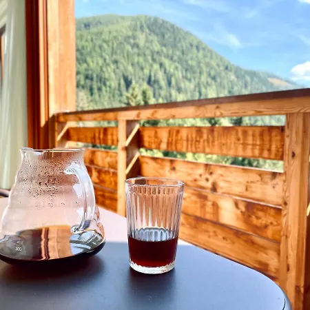 Sunshine @ Rosie Design Daire *