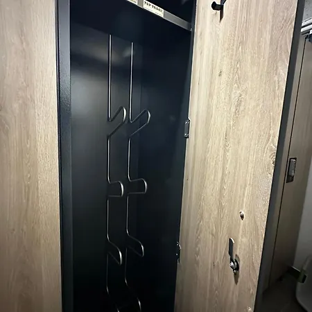 Sunshine @ Rosie Design Apartment